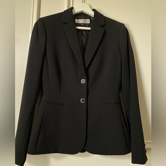 Tahari Blazer - Picture 4 of 5